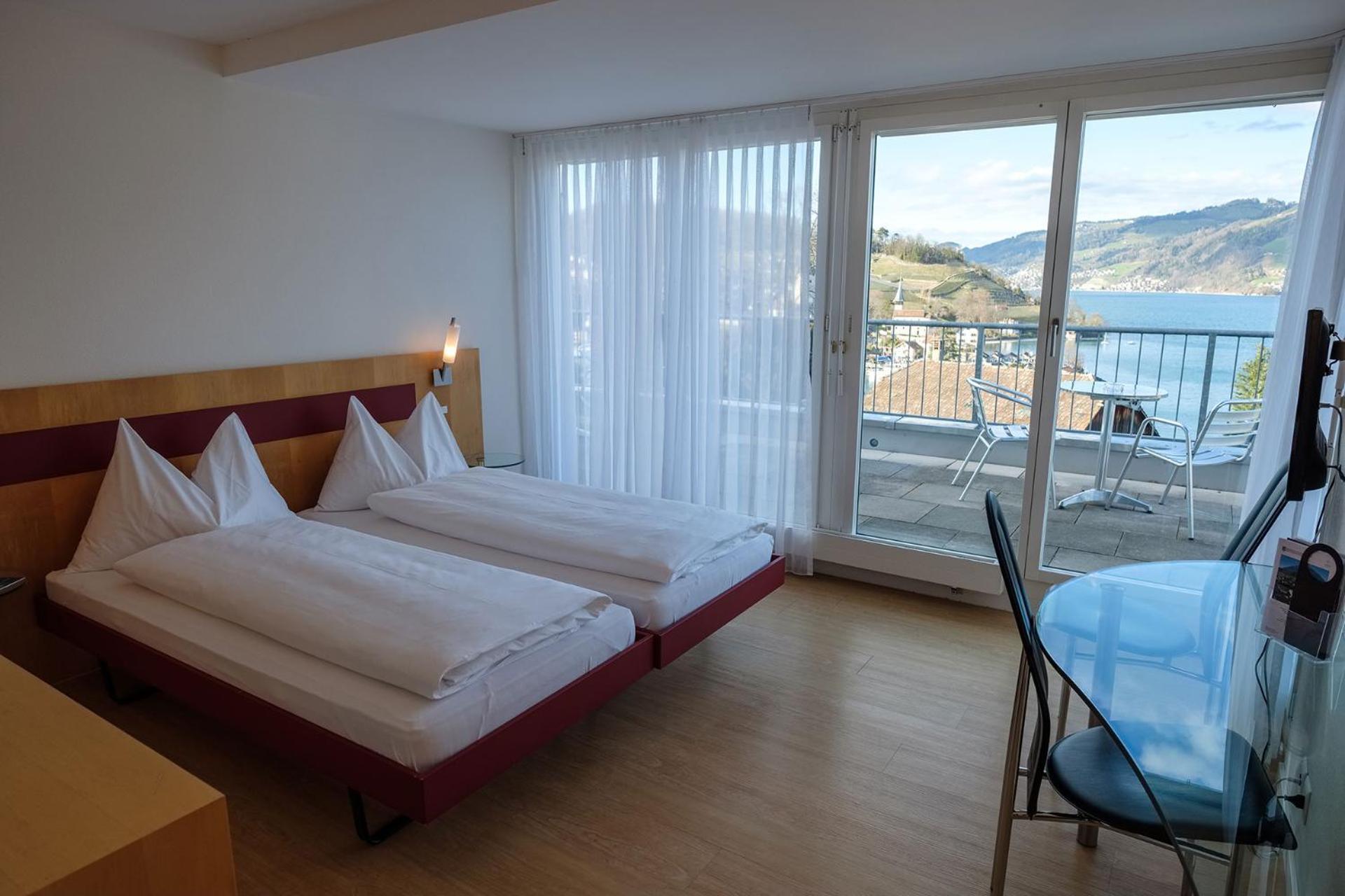 Hotel Seaside Spiez Oda fotoğraf